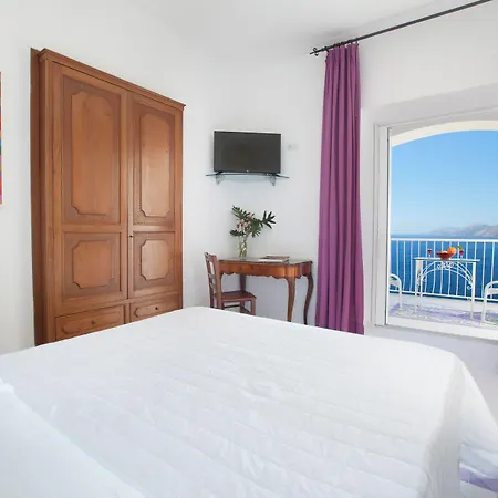 Smeraldo Hotell