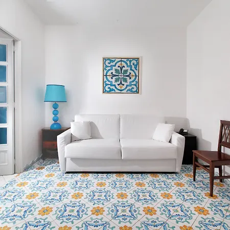 Smeraldo Hotell