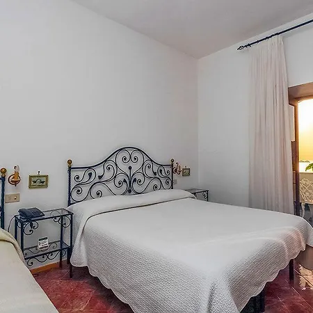 Hotel Smeraldo 3*