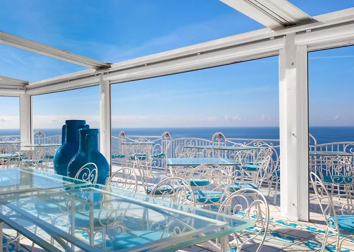 فندق Smeraldo 3*